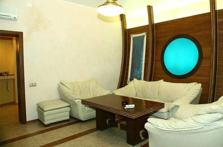 Columbus Hotel Odessa Zewnętrze zdjęcie