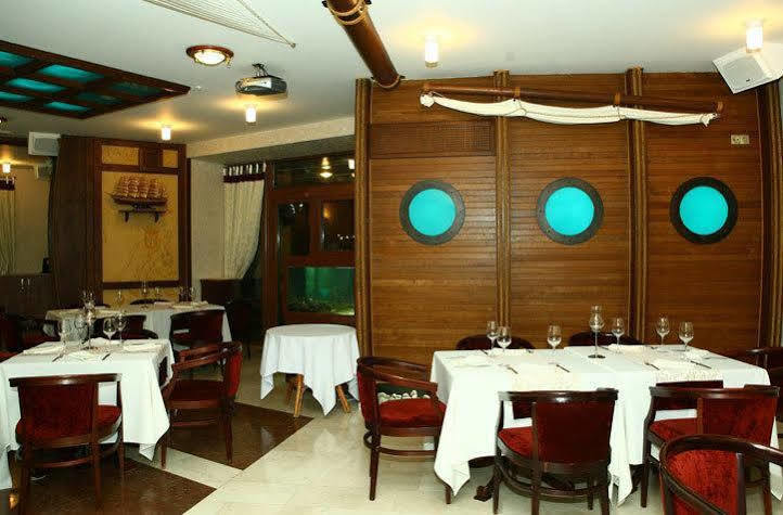 Columbus Hotel Odessa Zewnętrze zdjęcie
