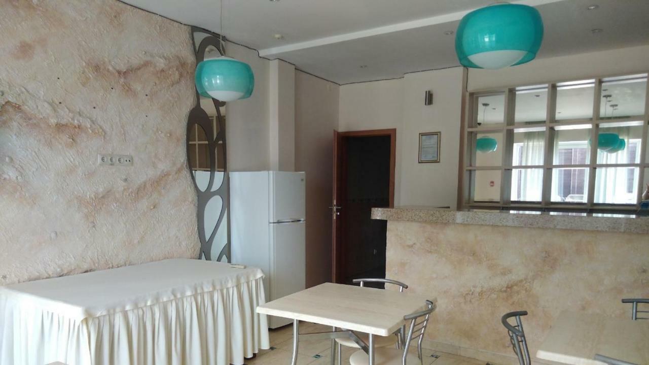Columbus Hotel Odessa Zewnętrze zdjęcie